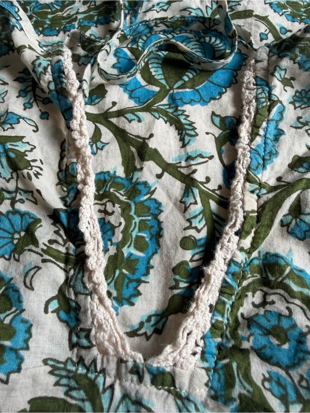 Abercrombie & Fitch Blue Paisley Floral Cotton Crop Top S